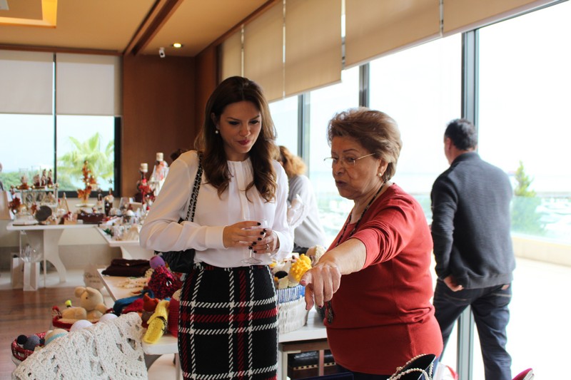 Le Bazar annuel de St Vincent de Paul Cornet Chehwan